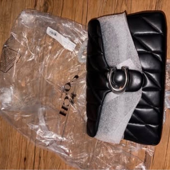 COACH Quality Leather Tabby Shoulder Bag 26 - Picture 2 of 3